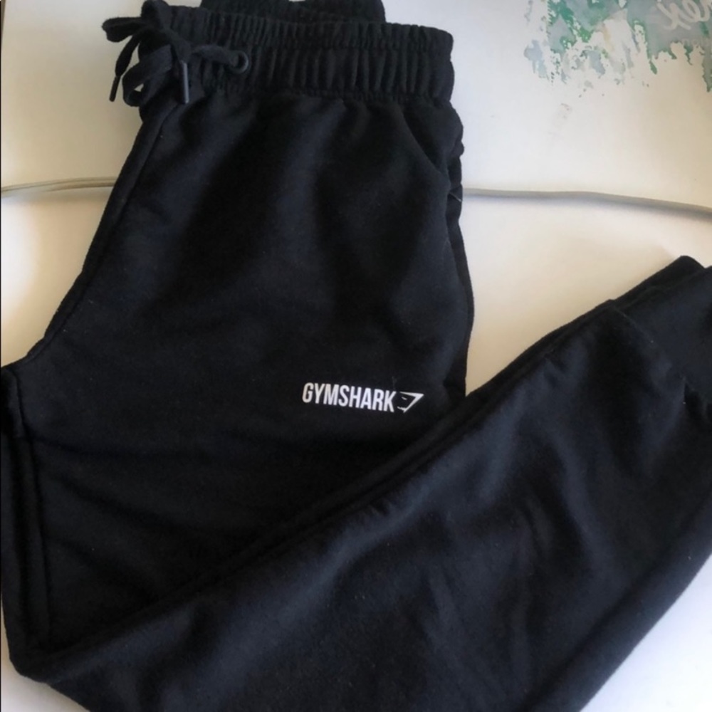 ❄️ WINTER SALE ❄️ GYMSHARK JOGGERS!!